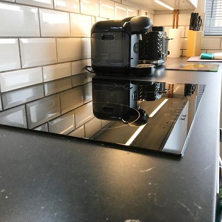 2 Bedroom Private House Near Bedford Town And Train Station ベドフォード エクステリア 写真
